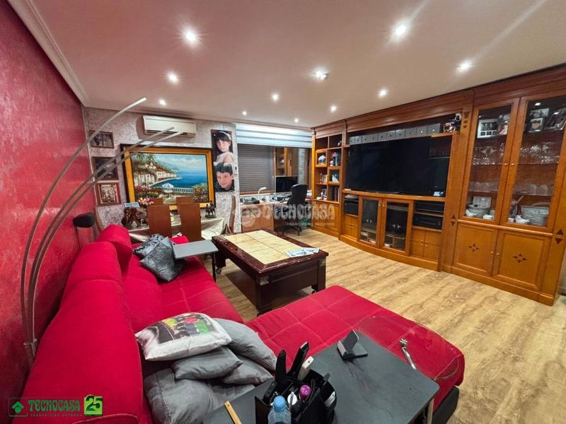 Foto 867b10f8-2a99-4d06-86dc-2d0615bf0861. Piso  en venta en Almagro