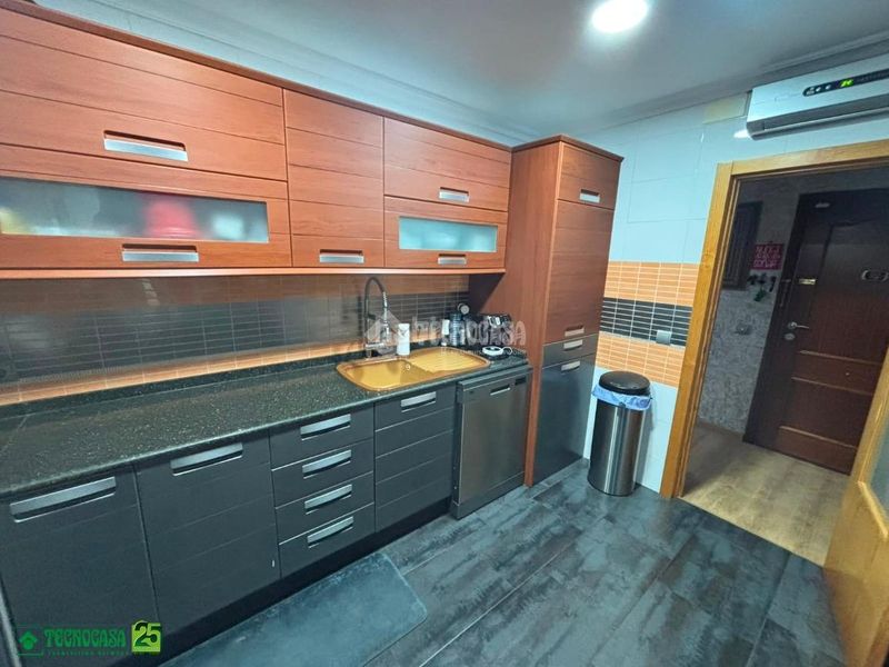 Foto 8ae109b6-2d44-410d-a5a3-3afb788edee7. Piso  en venta en Almagro