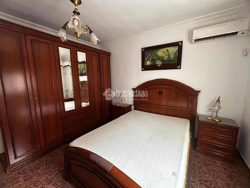 Foto 00f3b804-a03e-4a97-9dde-f7ef0fbb60e6. Casa aparellada amb calefacció a Rinconada (La)