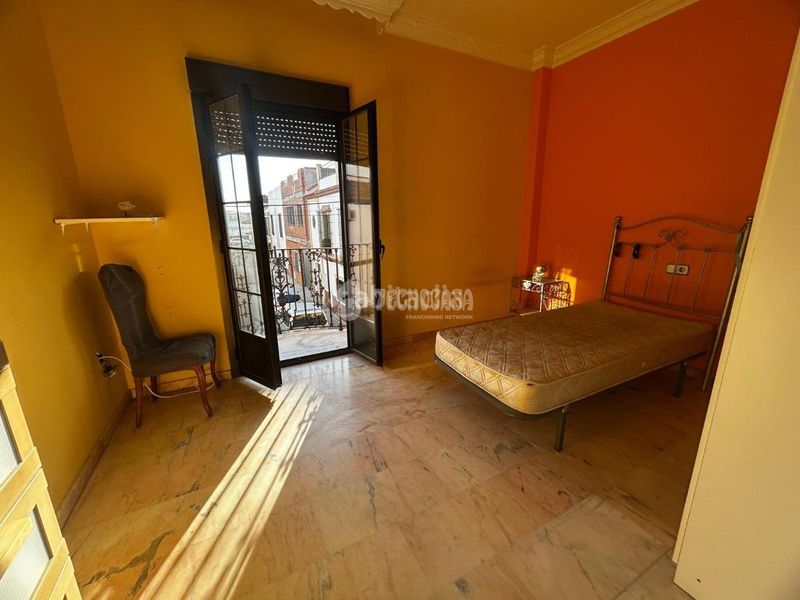 Foto 25483277-9425-4e1d-b881-c0b27526a885. Casa amb calefacció aparcament a Rinconada (La)