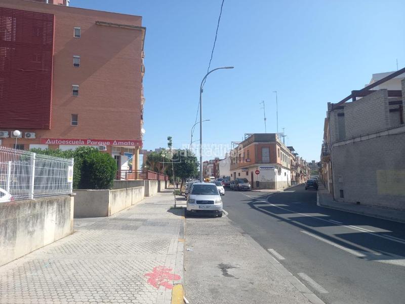 Foto 3aac62a2-aca3-429f-b948-d4b939ea97a8. Local comercial  en venta en Palmete Sevilla