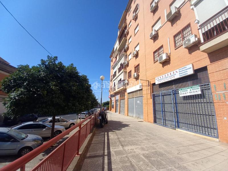 Foto 6b555a5f-03a1-45b4-a77f-de9bd36e4841. Local comercial  en venta en Palmete Sevilla
