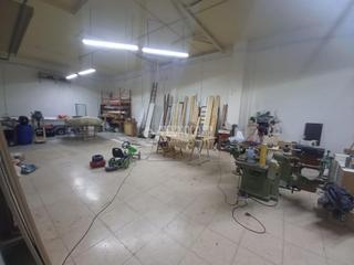 Local Comercial en Palmete. Local comercial en venta en sevilla