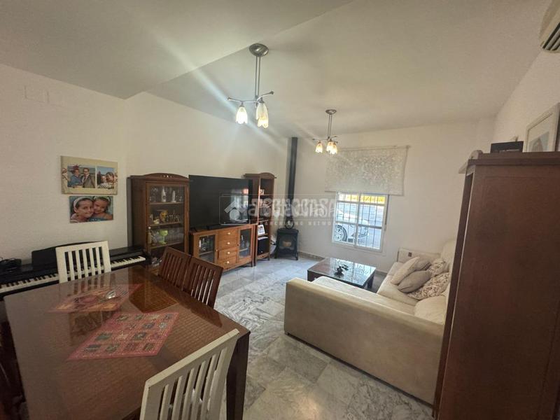 Foto e83879e9-e5d4-4138-889b-5af1d8cde753. Casa pareada casa en venta en la rinconada en Rinconada (La)