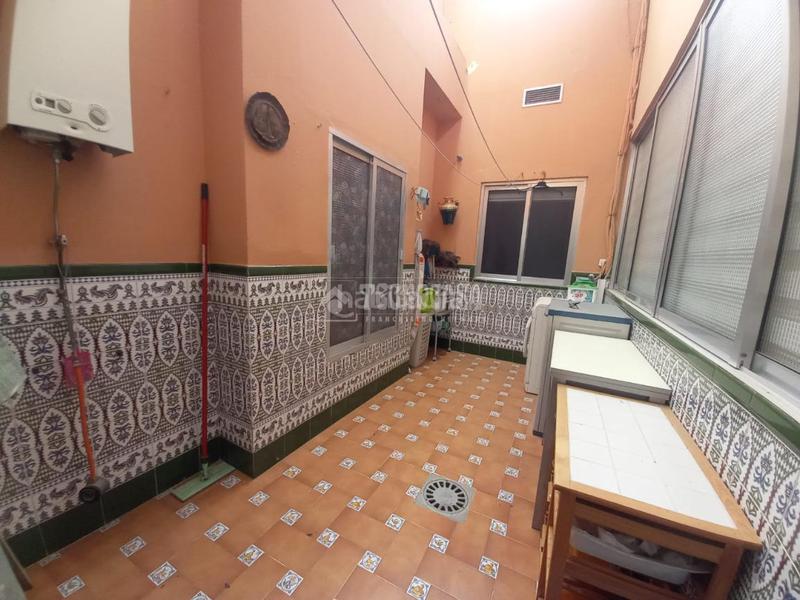 Foto da58c1ee-e1da-4cb7-8fc1-136bf4ef2501. Maison jumelée dans Palmete Sevilla