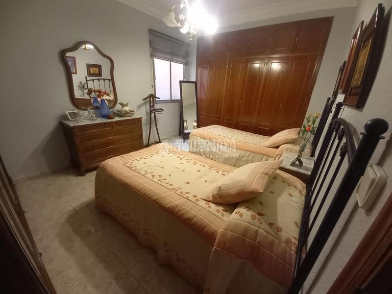 Foto f13e5fc0-f194-48e9-8f83-f0c9a56b9788. Maison jumelée dans Palmete Sevilla