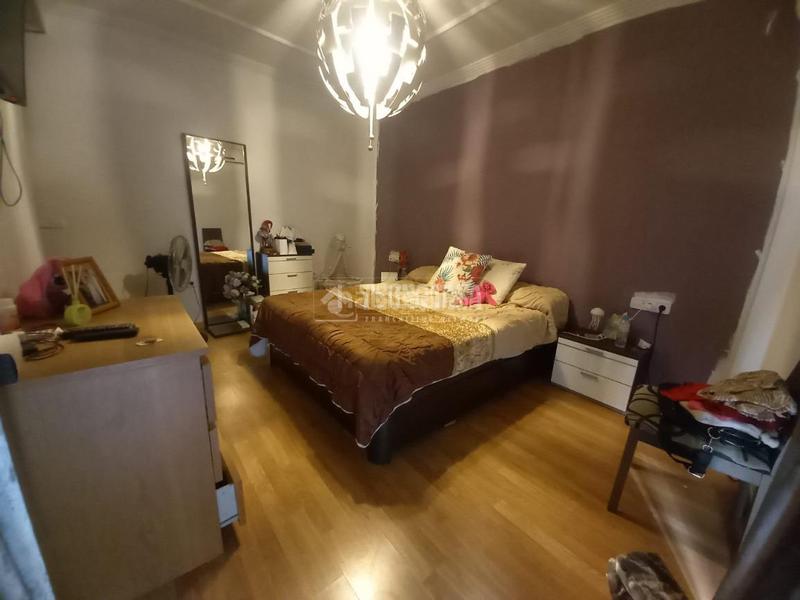 Foto b1544289-82cc-42c9-b937-af4eb84d7d7f. Casa pareada casa en venta en Palmete Sevilla