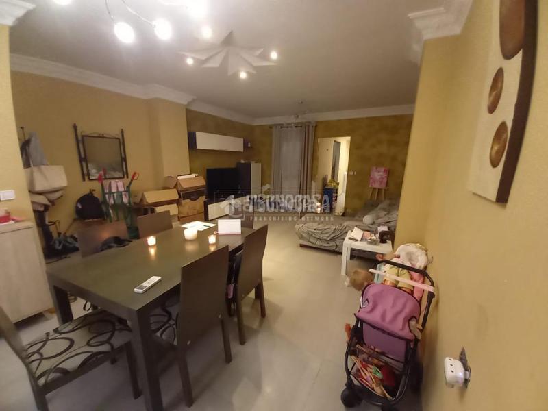 Foto b7bf4941-5856-4ba4-8b87-3ff6a4a97095. Casa pareada casa en venta en Palmete Sevilla