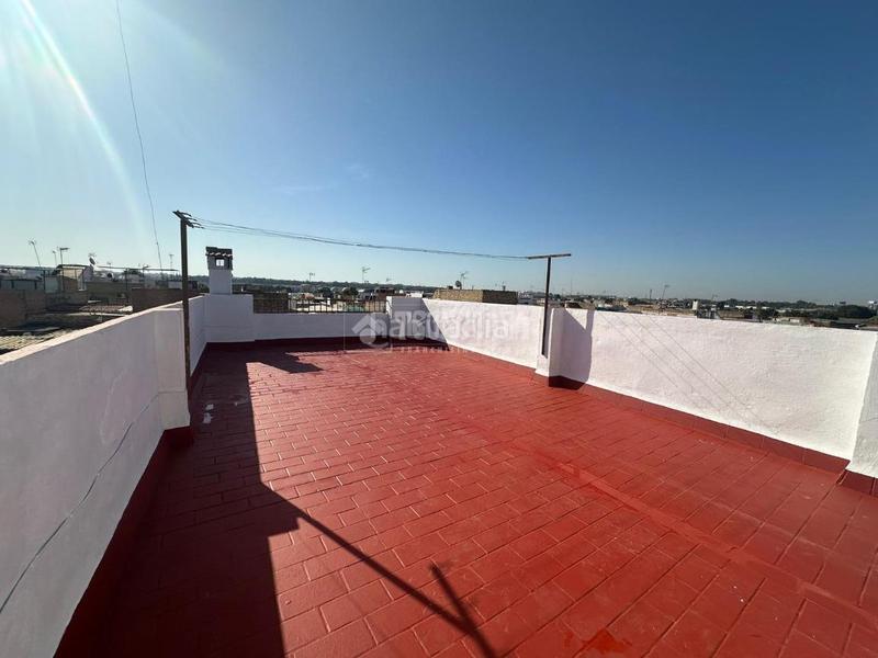 Foto 5b19dda1-3b05-4d21-ae14-e3212b15bc96. Casa pareada casa en venta en Palmete Sevilla