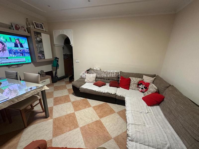 Foto 1d700de8-af5a-47c9-bf4e-302cb1b467a8. Flat in Parque Alcosa Sevilla