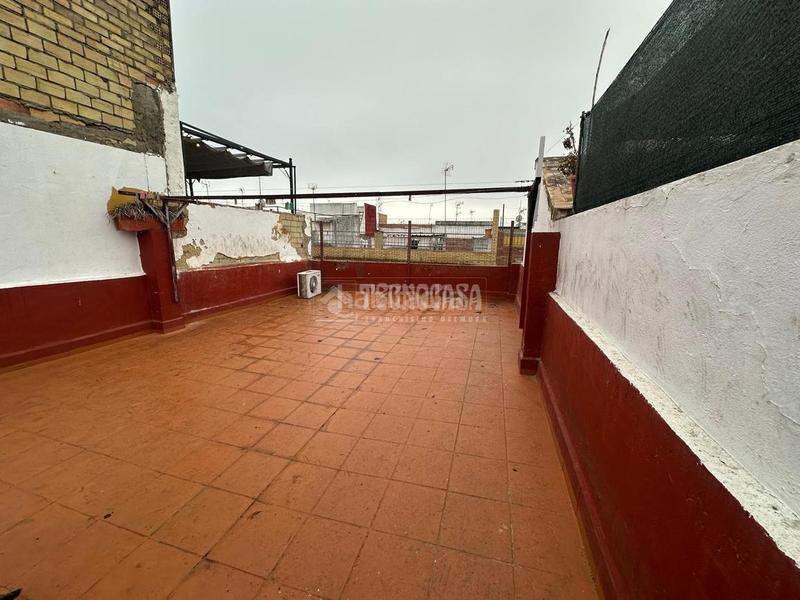 Foto 725eccf7-b616-4a39-bc75-56b7aab00e90. Flat in Parque Alcosa Sevilla