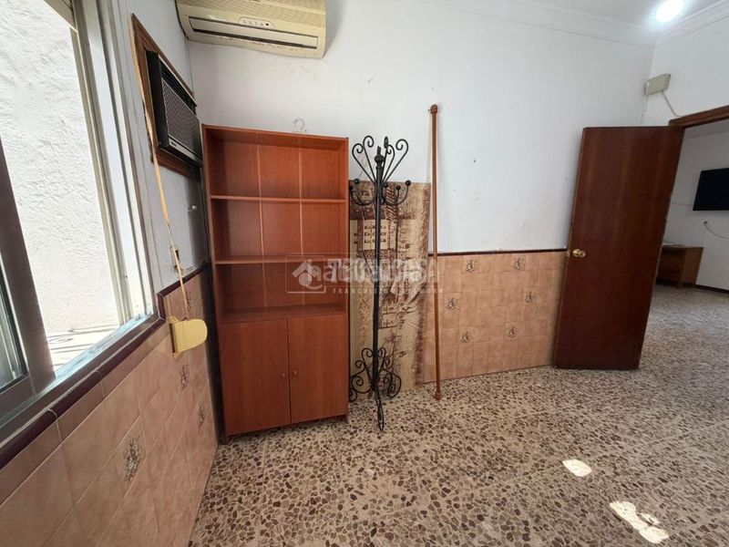 Foto aecaeaf2-266d-411f-aa0b-be14eb10035e. Casa aparellada a Rinconada (La)