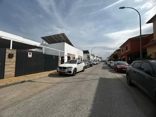 Affitto Casa bifamiliare in San Jose de la Rinconada. Casa en alquiler en la rinconada