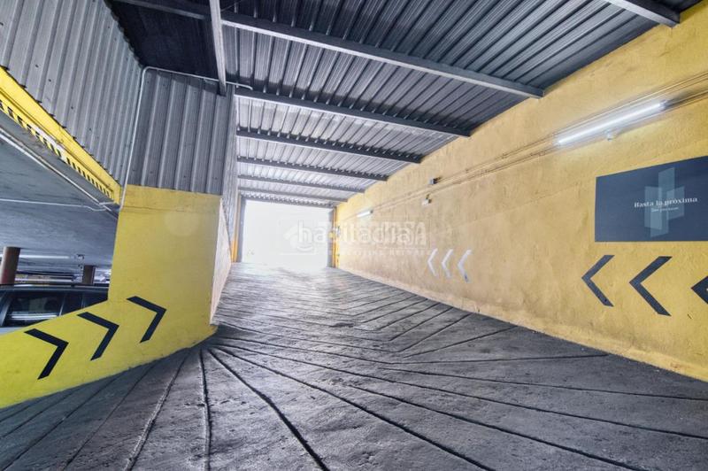 Foto 2d69a056-5e68-4e98-a6c6-196768b72896. Aparcament cotxe a Plaza de Toros Valladolid