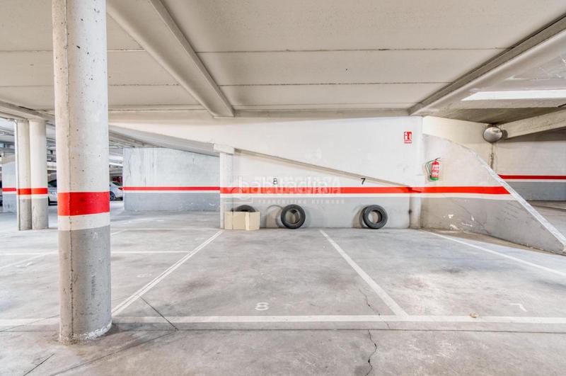 Foto 55726e08-2f7d-4ea1-bf0d-0c848fc7d6f4. Aparcament cotxe a Plaza de Toros Valladolid