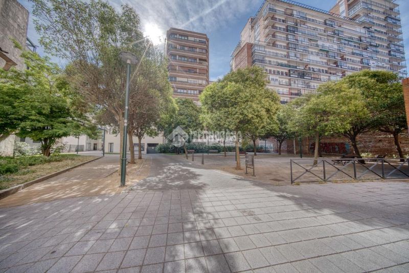 Foto 9c9a8635-54ae-4f37-b865-04d287d6ce12. Aparcament cotxe a Plaza de Toros Valladolid