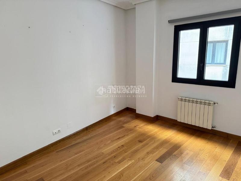Foto 198928ff-4160-4797-b928-39687f519141. Piso  en venta en Centro - Ayuntamiento Santander
