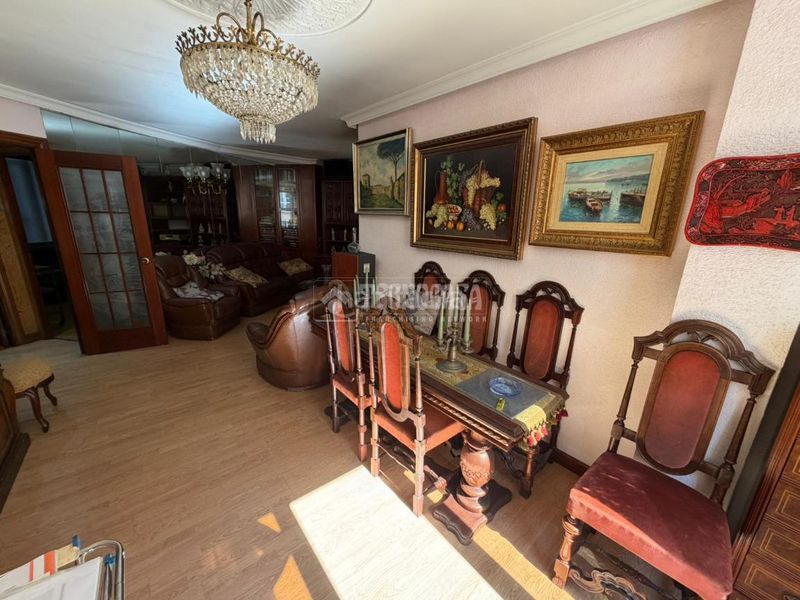 Foto 521dadd2-5bb3-4032-8a98-2eda9ac85d1c. Pis amb calefacció a Centro - Ayuntamiento Santander