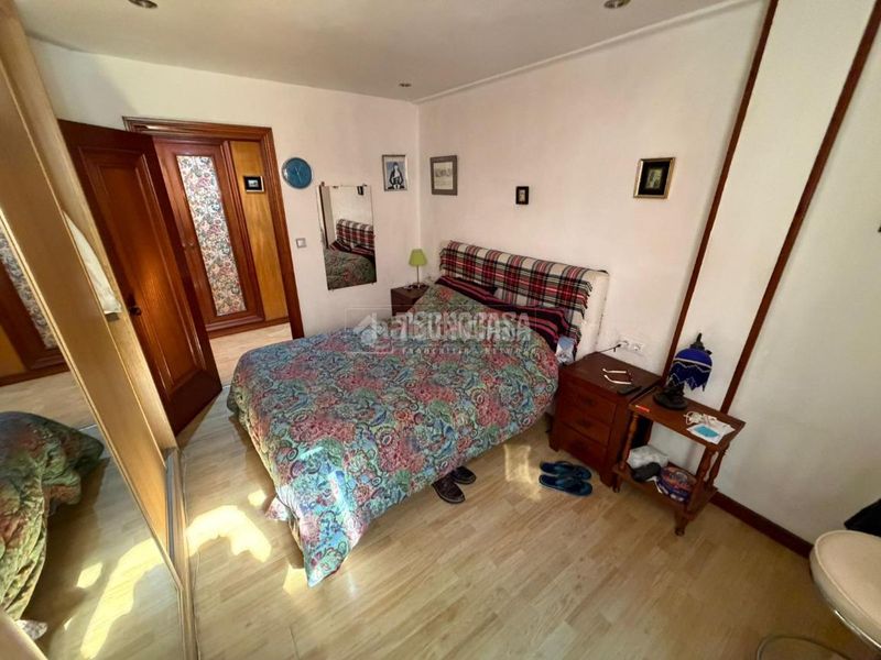 Foto d8706149-f4af-4705-8b75-fe24f7acc631. Pis amb calefacció a Centro - Ayuntamiento Santander