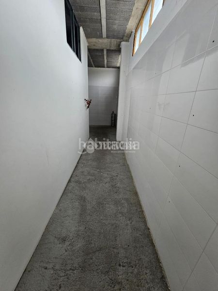 Foto 1a0945b9-e1b0-4ba9-833a-b31317786e81. Local comercial a Centro Torrelavega