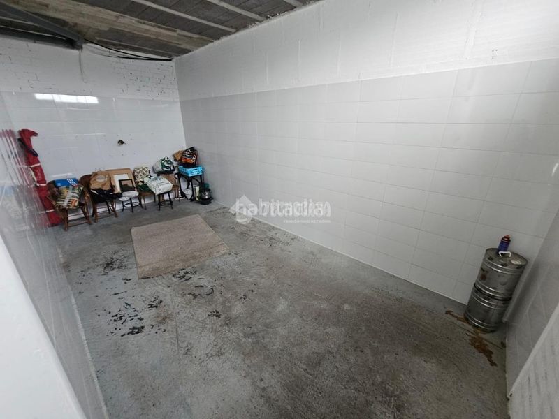 Foto f5b2a119-0bbc-4b21-b958-c88d98b713d2. Local comercial a Centro Torrelavega