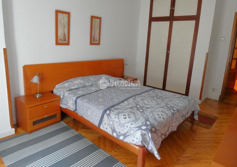 Foto cf725eec-adee-4990-b552-bfe155ed7ed3. Piso  en venta en Centro - Ayuntamiento Santander