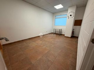 Local Comercial en C. Arco Iris