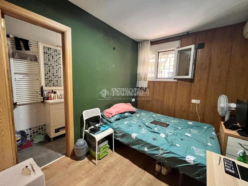 Foto 425bfa2f-dfd1-4f13-860b-7d8fb9cd0b57. Maison jumelée avec chauffage dans Puerta del Ángel Madrid