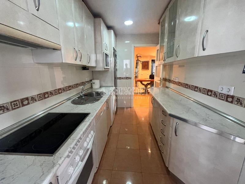 Foto a4b20183-c1c6-4ab8-9138-13d8bfeabcc0. Piso  en venta en Puerta del Ángel Madrid