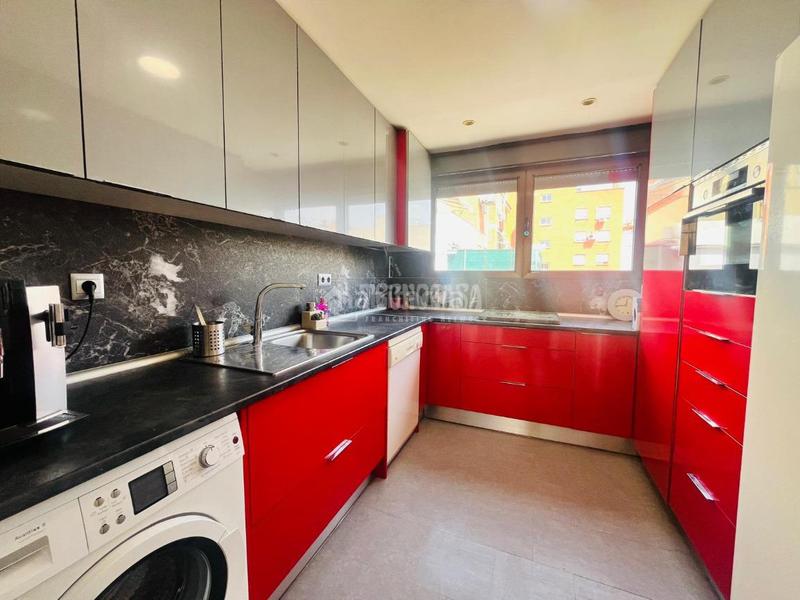 Foto 9f1924cf-a180-48f3-b394-8471044482bd. Attique avec chauffage dans Puerta del Ángel Madrid