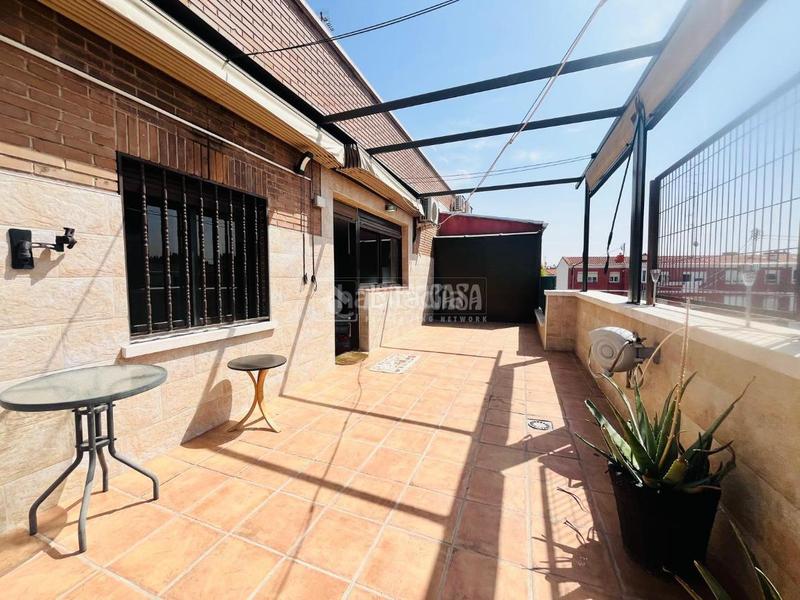 Foto e131a15a-270c-4a03-bf34-c3715b4e7435. Attique avec chauffage dans Puerta del Ángel Madrid