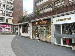 Local Comercial en Santutxu-Basarrate. Tienda en venta en bilbao