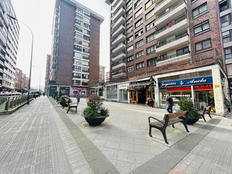 Foto b8694fc0-b101-46d8-907a-f4ec29f7433c. Pis amb calefacció aparcament a Santutxu-Basarrate Bilbao