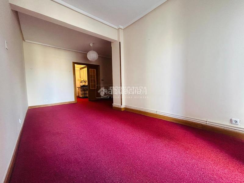 Foto c60db143-4391-4954-8c07-fe364dcc205c. Etagenwohnung mit heizung in Santutxu-Basarrate Bilbao