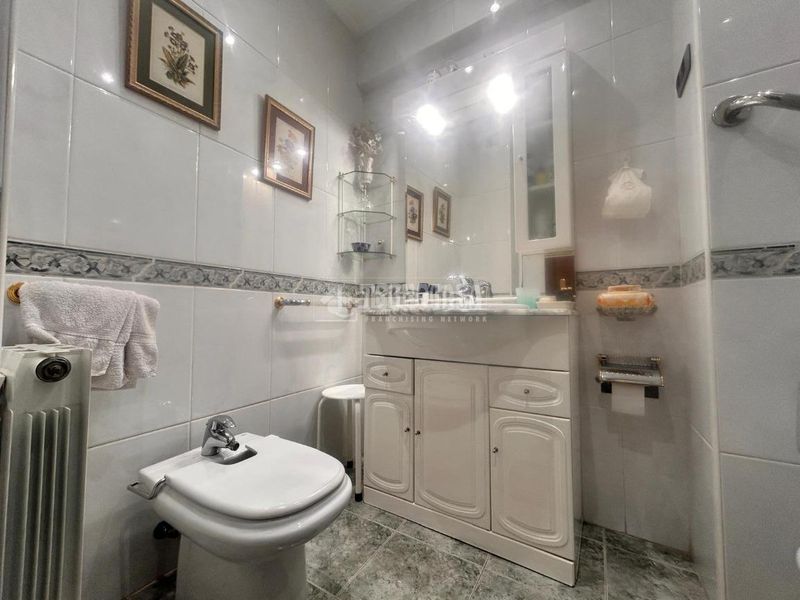 Foto 1270f78a-354a-48f3-842b-8f5dac636801. Piso  en venta en Santutxu-Basarrate Bilbao