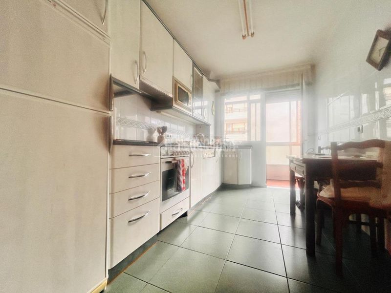 Foto 8908cffa-71bf-4249-ae53-04f7e81a38c1. Piso  en venta en Santutxu-Basarrate Bilbao