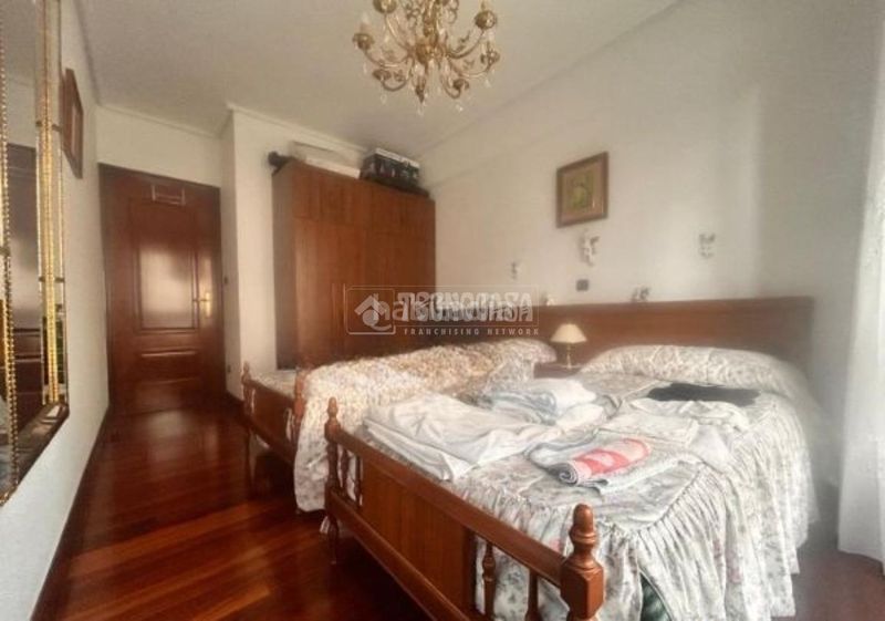 Foto a072c510-f2b1-42e1-b536-26e19072e7b7. Piso  en venta en Santutxu-Basarrate Bilbao