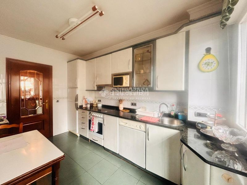 Foto f03567b8-2747-455f-9054-611c583006d2. Piso  en venta en Santutxu-Basarrate Bilbao