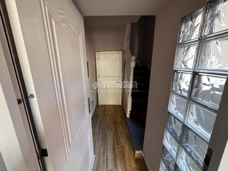 Foto 7fa3bd5d-5981-41d0-8acf-fd82e906edaa. Pis amb calefacció a Casco Viejo Bilbao