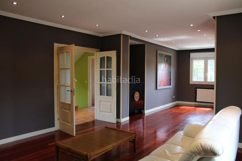 Foto 57a48d45-fded-4756-bfe4-ef6e7bbb020f. Chalet en Grado