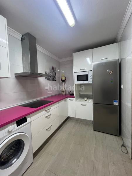 Foto 365679ea-cbb6-4188-ab51-5f3d1a13ae44. Alquiler piso alquiler residencial en el barrio del Llano con terraza en Gijón