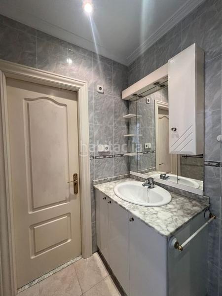 Foto b042bfb7-a4a2-489c-84fb-20ae1b49fce7. Appartamento in Centro Gijón