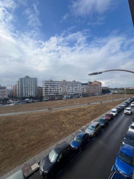 Foto 4af9fad2-8ea5-489a-a3a8-27cf03e3ffdd. Etagenwohnung mit heizung in Centro Gijón