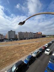 Pis a Centro. Apartamento a escasos pasos de la playa en gijón