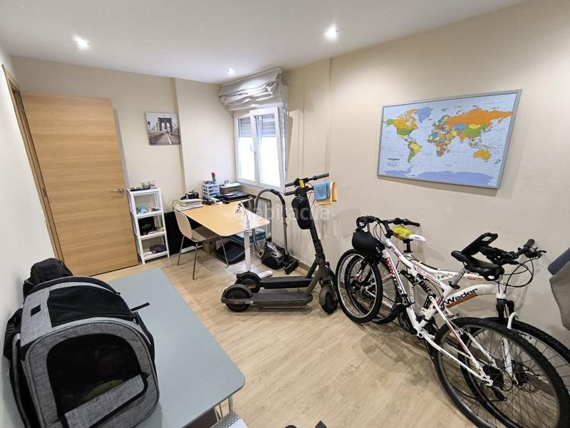 Foto bbc8240c-6842-4d60-99c7-36f3b64f1860. Appartamento con riscaldamento in Auditorio - Seminario - Parque de Invierno Oviedo