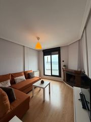 Miete Etagenwohnung in Perchera. Alquiler de temporada con impresionantes vistas