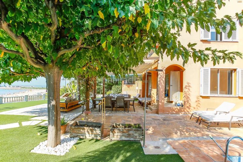 Foto d50974ff-9224-4c25-b3f1-473c1965fc97. Alquiler casa preciosa villa frente al mar mediterráneo en Vilanova i la Geltrú