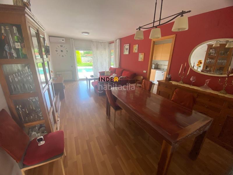 Foto 8d3dab2d-9f42-4f61-87ee-490480aa1bbd. Alquiler casa  con piscina privada, jardín y garaje en Cubelles