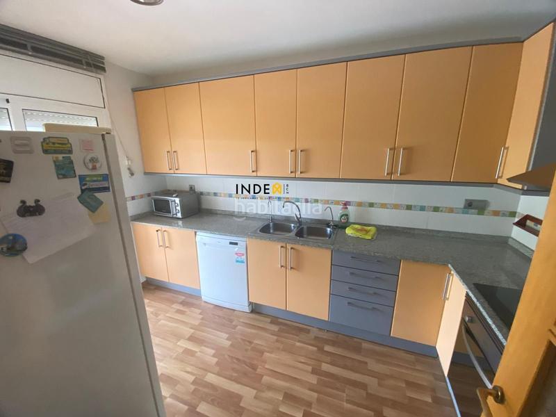 Foto cdffa0e2-5daa-408a-96d3-88b5df53023c. Alquiler casa  con piscina privada, jardín y garaje en Cubelles