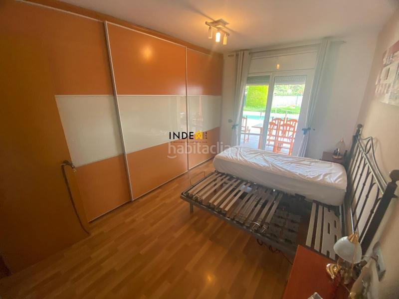 Foto f2acf315-10b1-42c5-bf2a-4e763c998329. Alquiler casa  con piscina privada, jardín y garaje en Cubelles